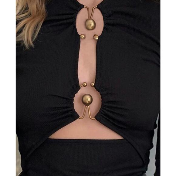 Sophie Anne Keyhole Black Bodysuit Gold Tone Hardware Long Sleeve Rib Knit 2 - Picture 5 of 14